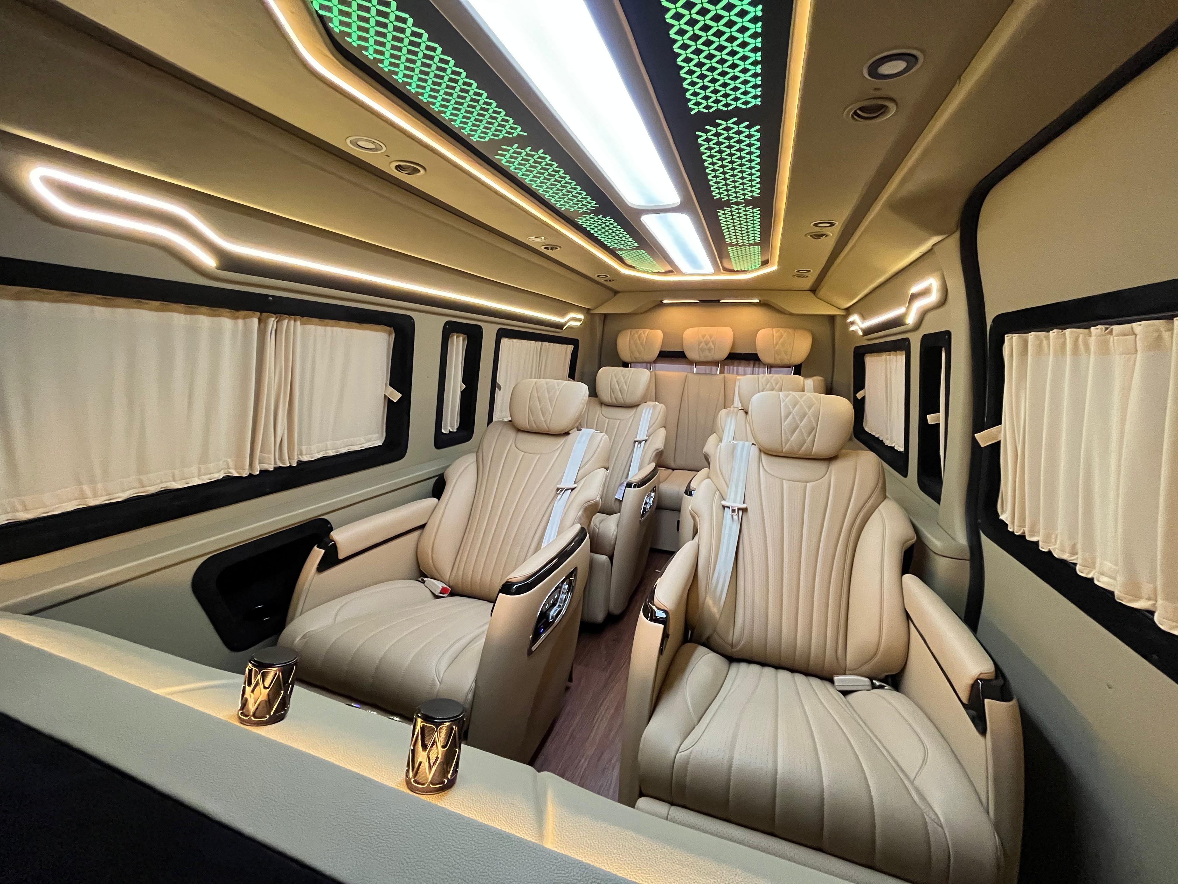 Hardy Classic Luxury Cars