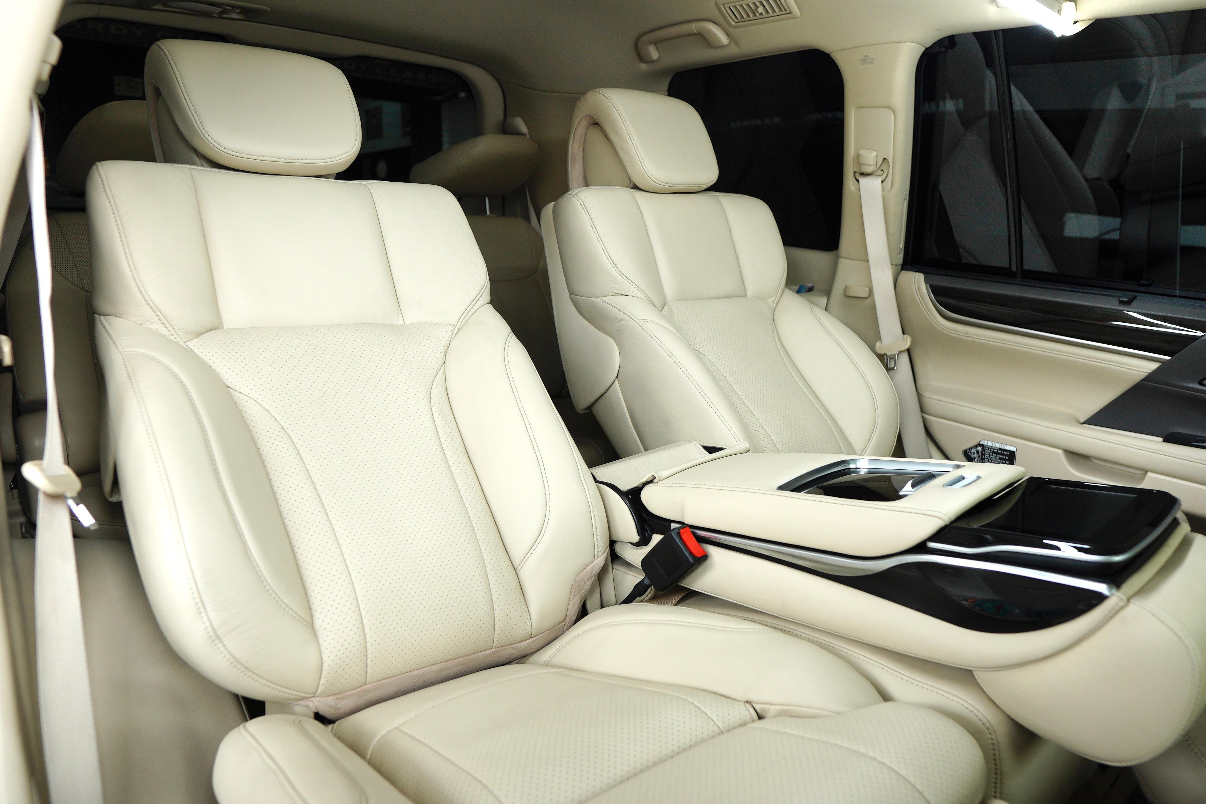 Hardy Classic Luxury Cars